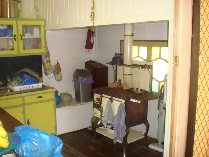 3 Main Street, Wooroolin QLD 4608