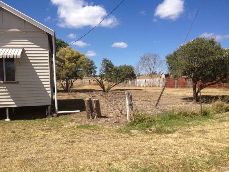 3 Main Street, Cloyna QLD 4605