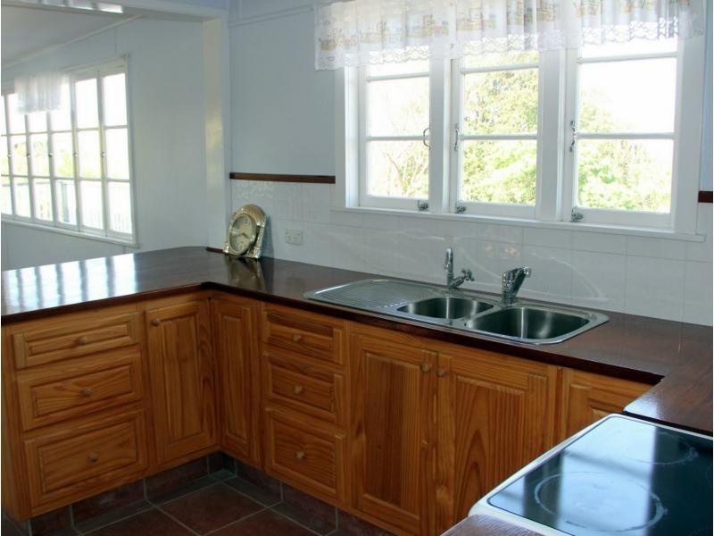 7 Home Street, Tingoora QLD 4608