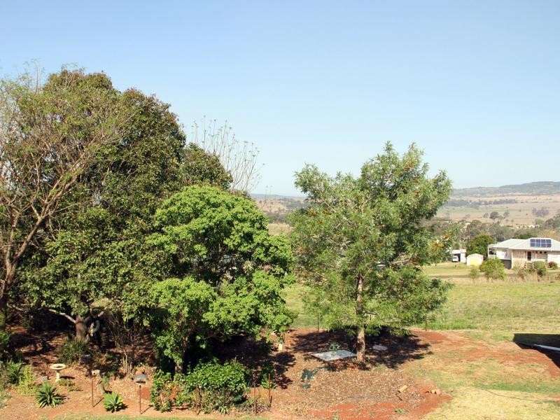 7 Home Street, Tingoora QLD 4608