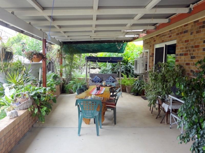 24 Burns Crescent, Wondai QLD 4606