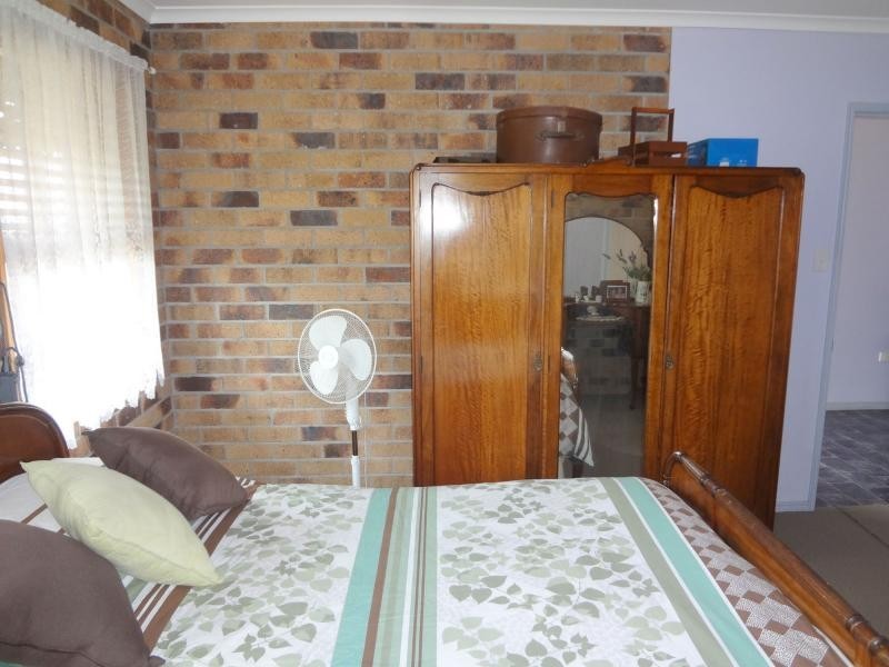 24 Burns Crescent, Wondai QLD 4606