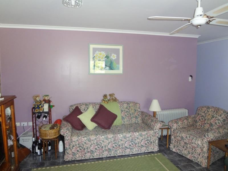 24 Burns Crescent, Wondai QLD 4606