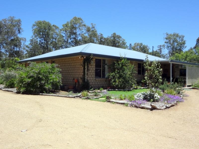52 Huston Road, Wondai QLD 4606
