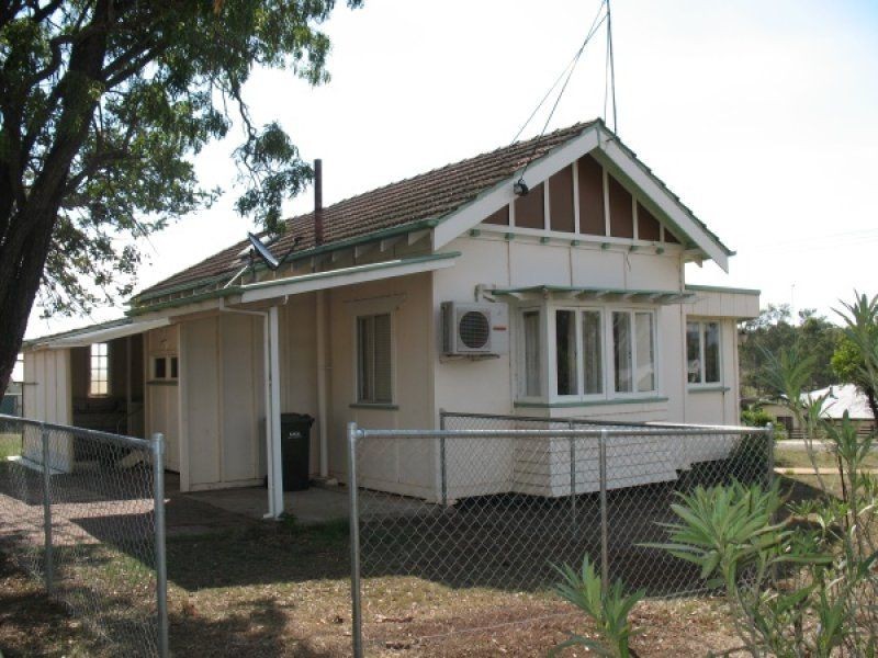44 Edwards Street, Wondai QLD 4606