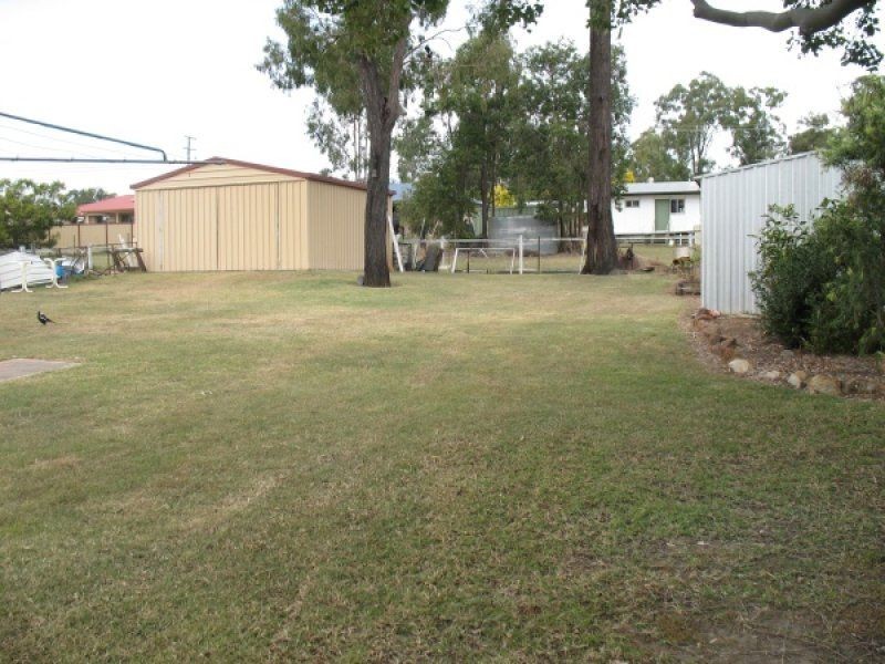 98 Pring Street, Wondai QLD 4606