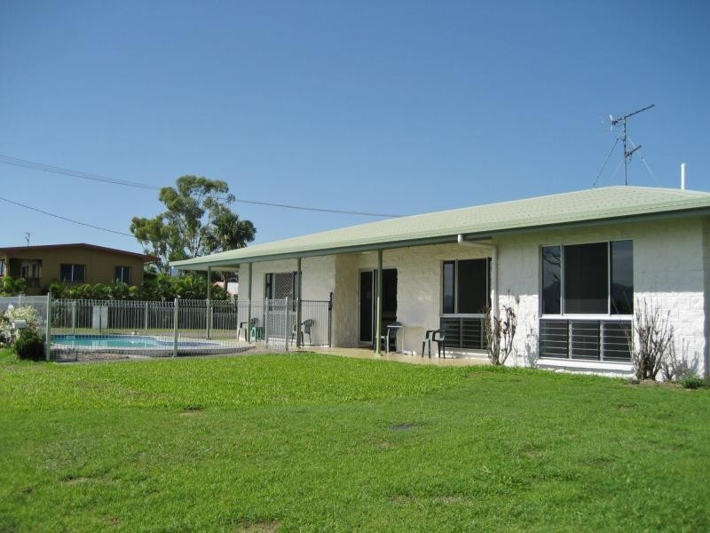 63 Marine Parade, Cardwell QLD 4849
