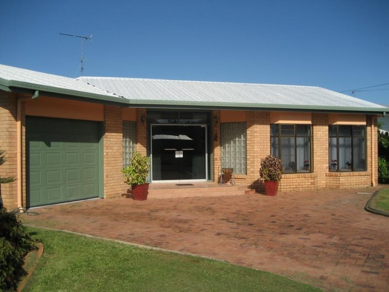 12 White Street, Cardwell QLD 4849