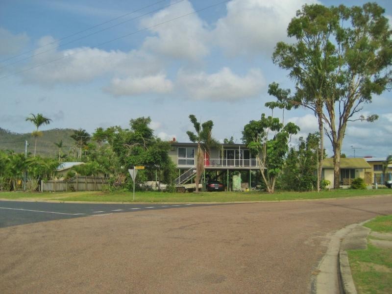 7 Jamieson Street, Cardwell QLD 4849