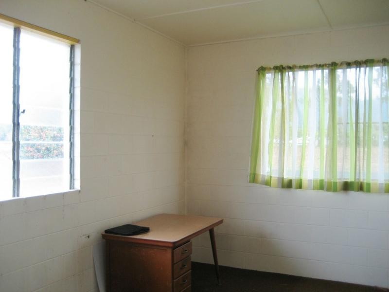 94 Bowen Street, Cardwell QLD 4849