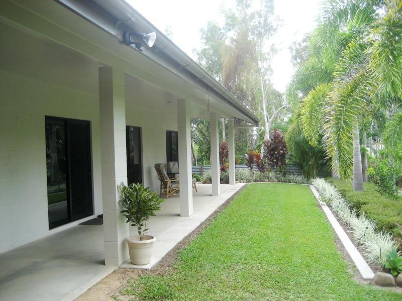 4 Clitheroe Street, Cardwell QLD 4849