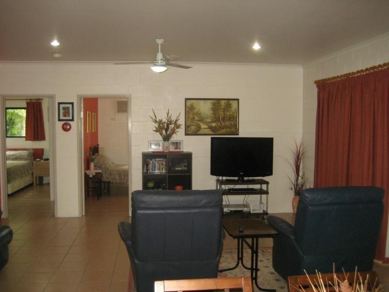 4 Clitheroe Street, Cardwell QLD 4849