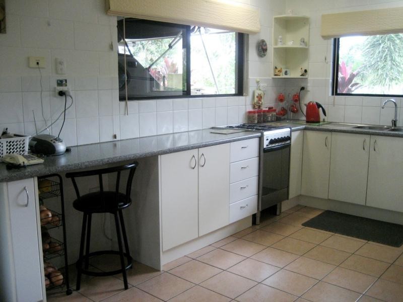 4 Clitheroe Street, Cardwell QLD 4849