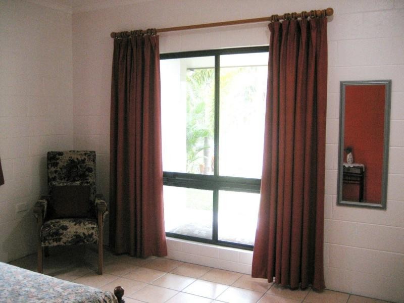 4 Clitheroe Street, Cardwell QLD 4849