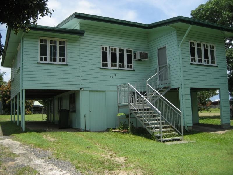 29 Victoria Street, Cardwell QLD 4849