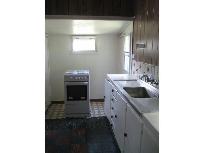 29 Victoria Street, Cardwell QLD 4849