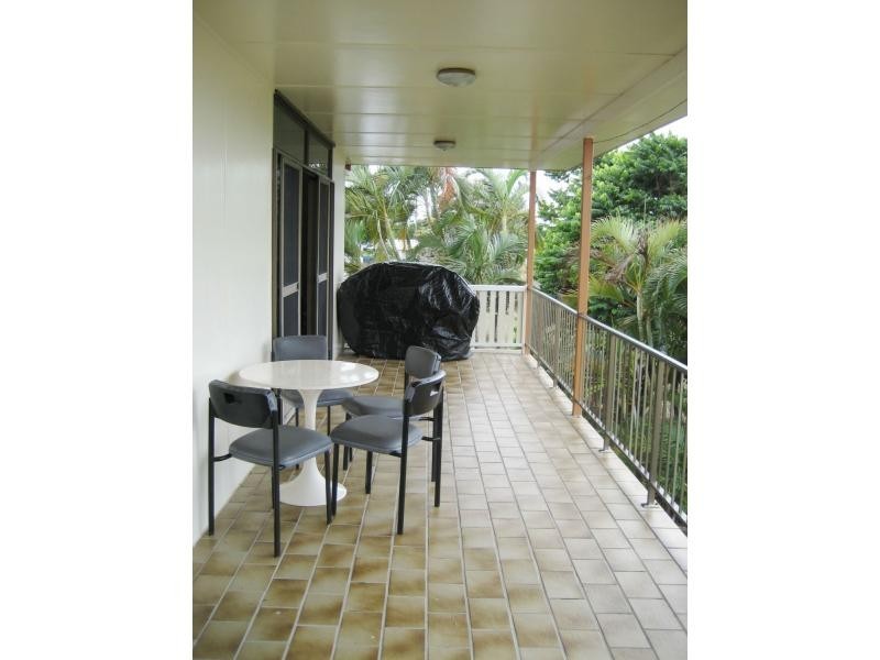 15 Leefe Street, Cardwell QLD 4849