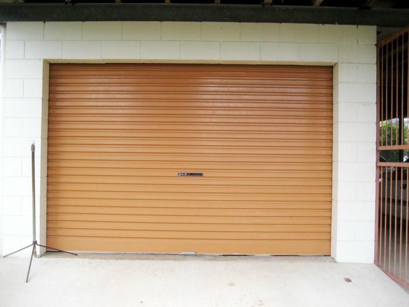 15 Leefe Street, Cardwell QLD 4849
