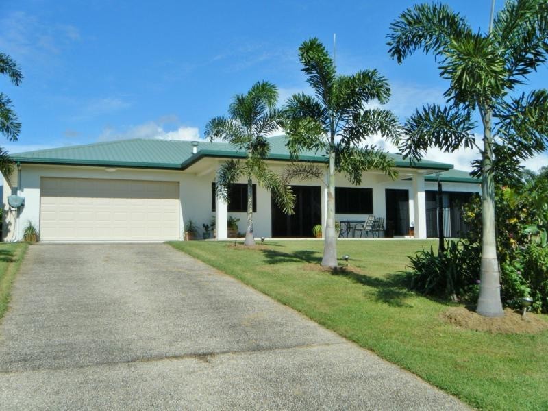 15 Marine Parade, Cardwell QLD 4849
