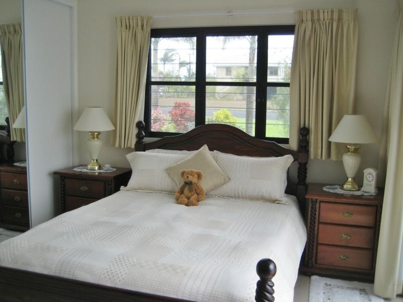 15 Marine Parade, Cardwell QLD 4849