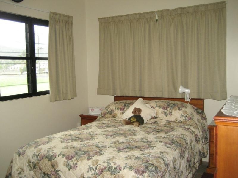 15 Marine Parade, Cardwell QLD 4849