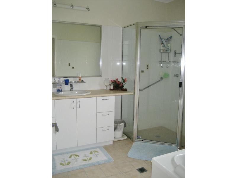 15 Marine Parade, Cardwell QLD 4849