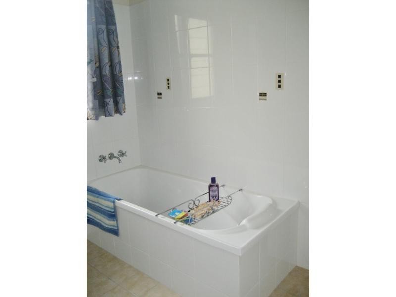 15 Marine Parade, Cardwell QLD 4849