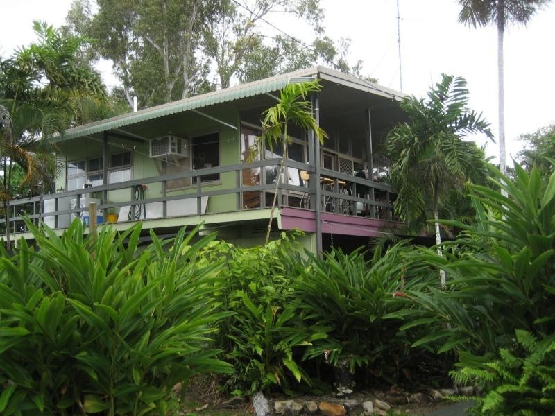 87 Roma Street, Cardwell QLD 4849