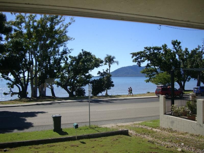 27 Victoria Street, Cardwell QLD 4849