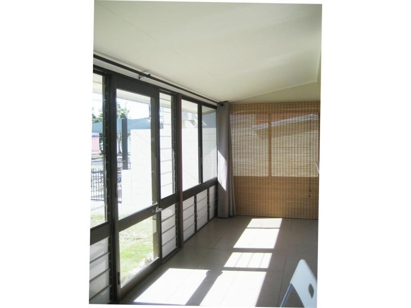 27 Victoria Street, Cardwell QLD 4849