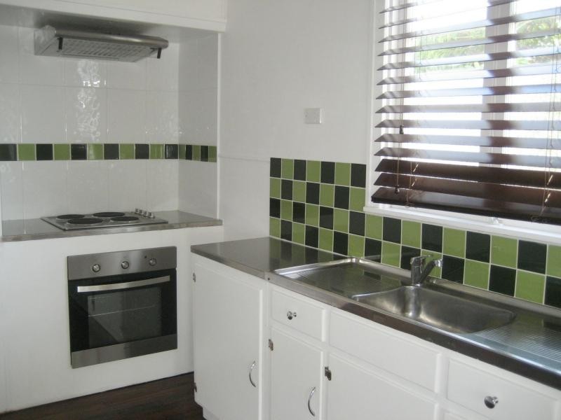 27 Victoria Street, Cardwell QLD 4849