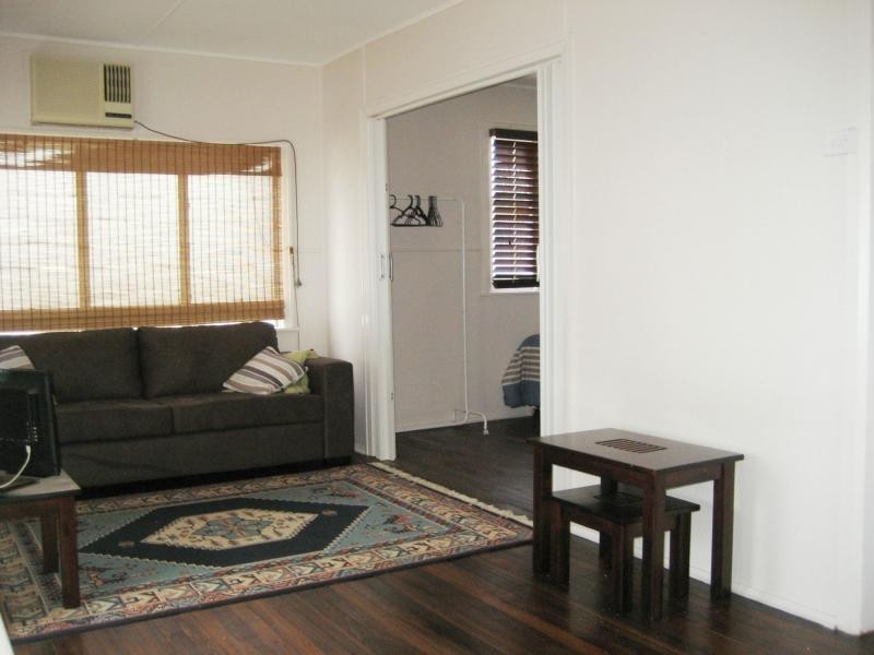 27 Victoria Street, Cardwell QLD 4849