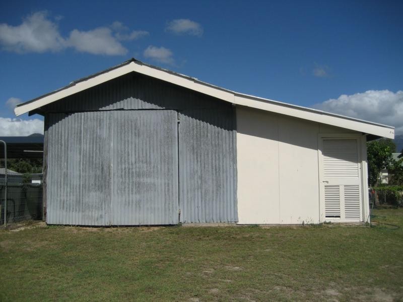 27 Victoria Street, Cardwell QLD 4849