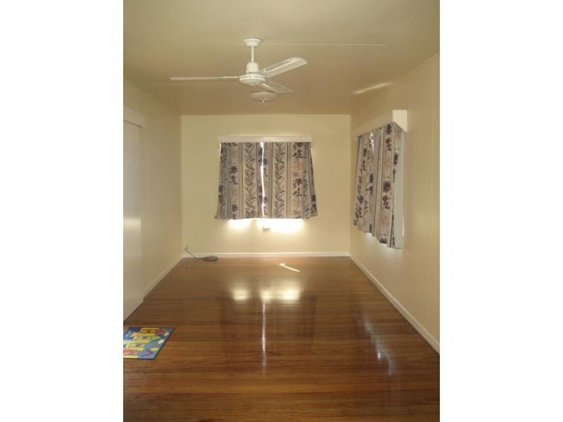 23 Marine Parade, Cardwell QLD 4849