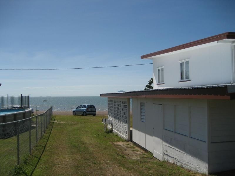 23 Marine Parade, Cardwell QLD 4849
