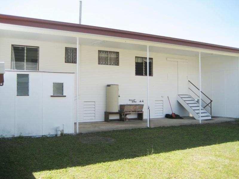 23 Marine Parade, Cardwell QLD 4849