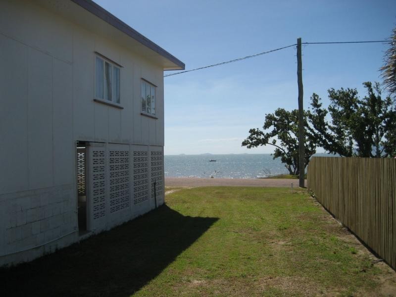 23 Marine Parade, Cardwell QLD 4849