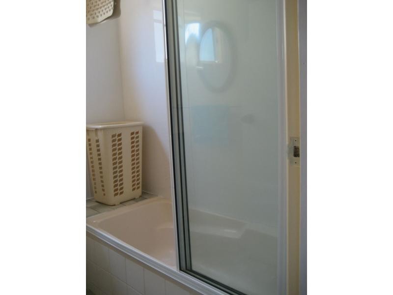 17 Liverpool Street, Cardwell QLD 4849