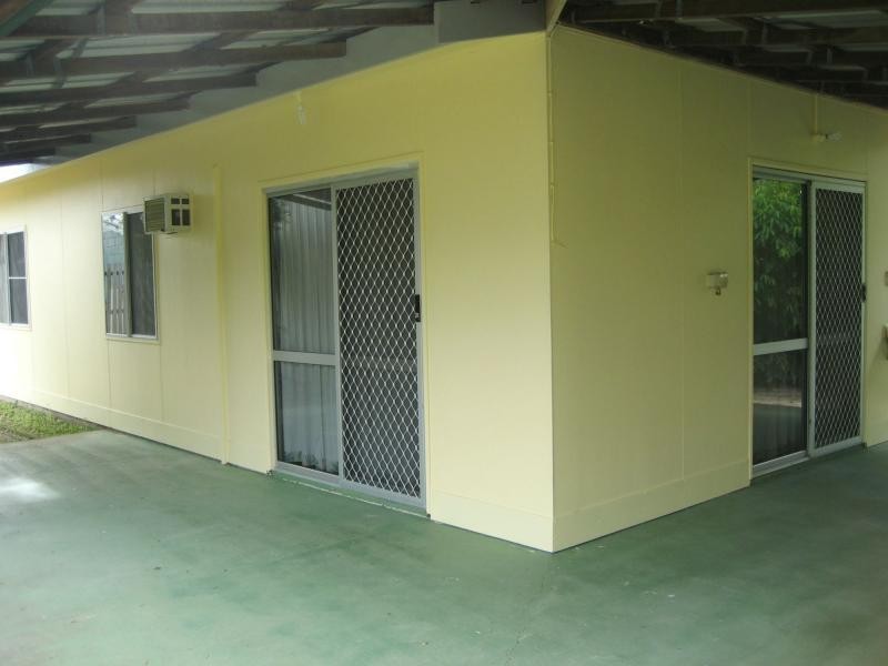 17 Liverpool Street, Cardwell QLD 4849