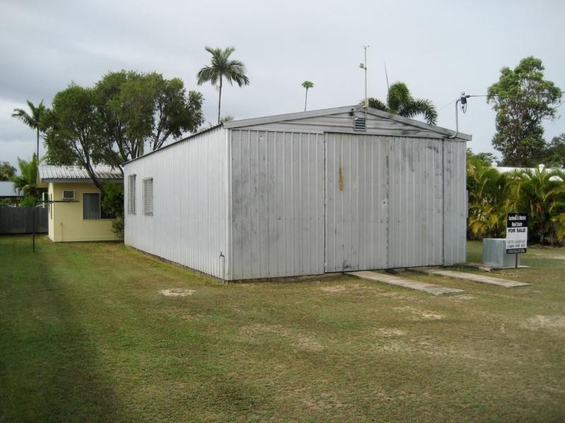 17 Liverpool Street, Cardwell QLD 4849