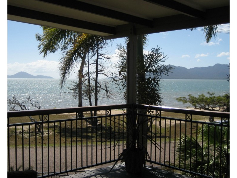 47 Marine Parade, Cardwell QLD 4849