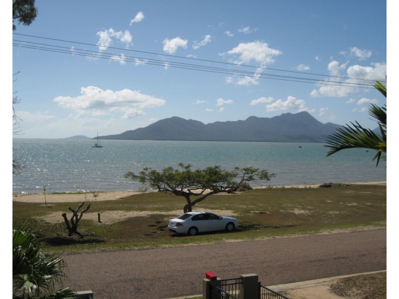 47 Marine Parade, Cardwell QLD 4849