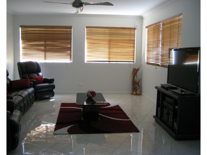 47 Marine Parade, Cardwell QLD 4849