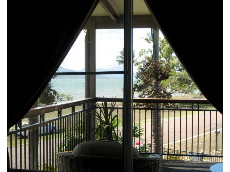 47 Marine Parade, Cardwell QLD 4849