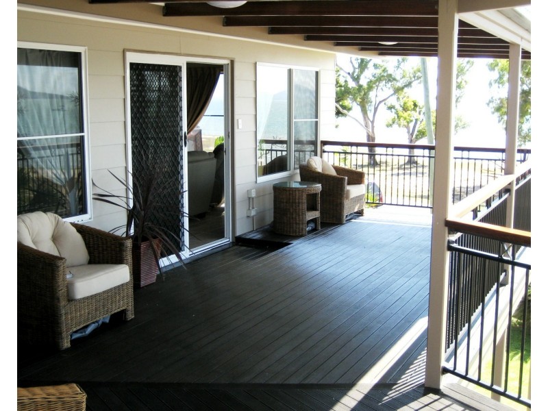 47 Marine Parade, Cardwell QLD 4849