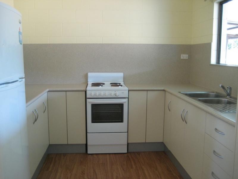 9 Ferguson Street, Cardwell QLD 4849