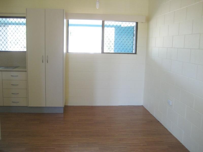 9 Ferguson Street, Cardwell QLD 4849