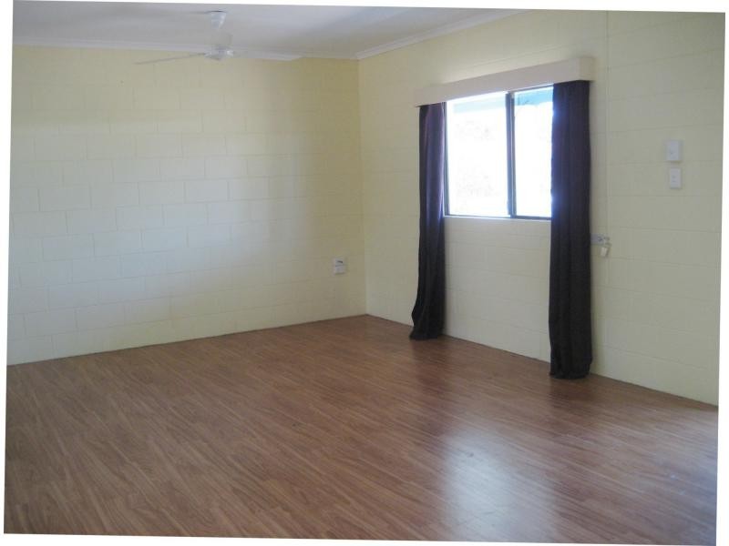 9 Ferguson Street, Cardwell QLD 4849