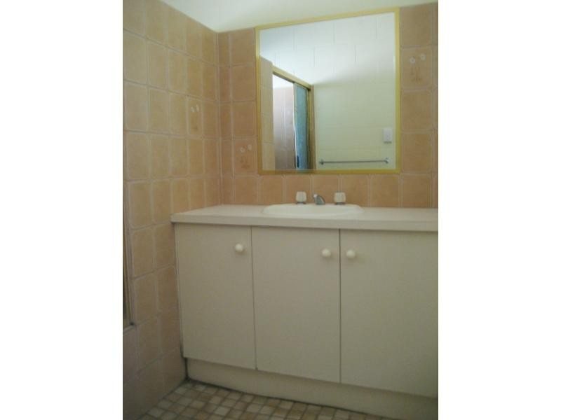 9 Ferguson Street, Cardwell QLD 4849