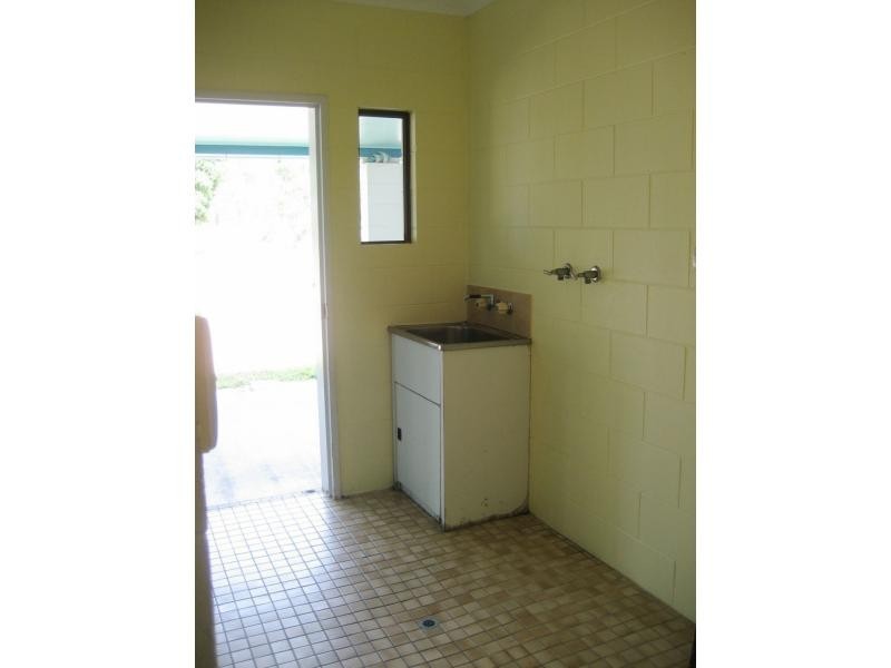 9 Ferguson Street, Cardwell QLD 4849